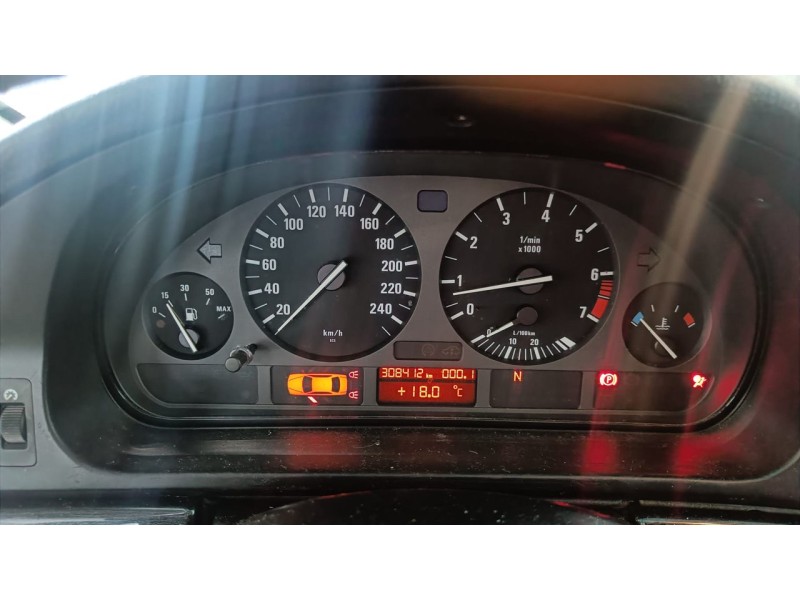 bmw 5 (e39) del año 2006
