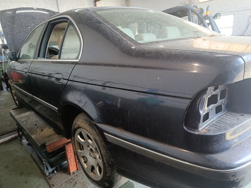 bmw 5 (e39) del año 1998