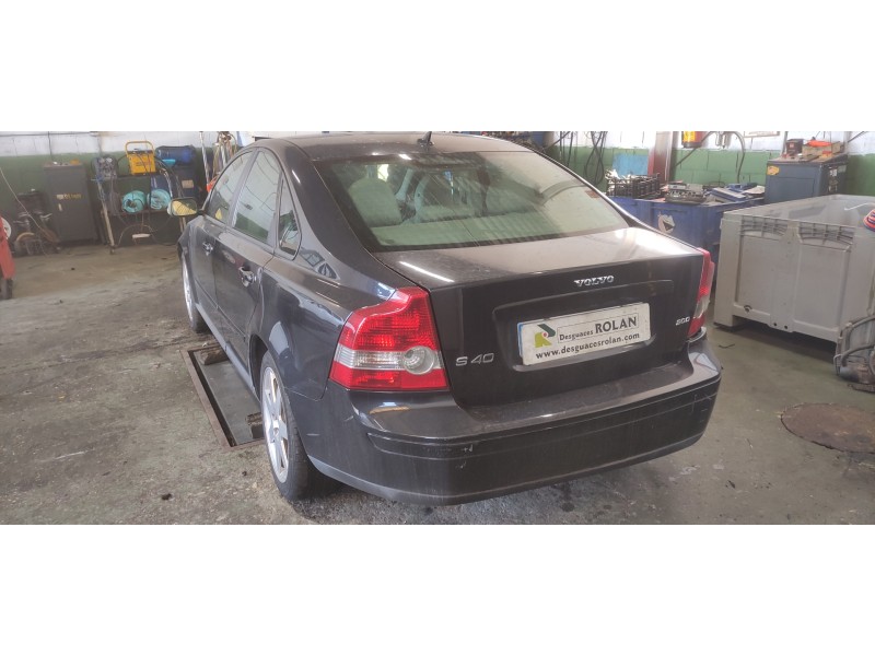 volvo s40 berlina del año 2005