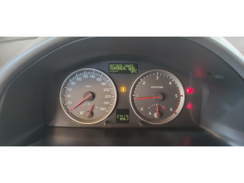 volvo s40 berlina del año 2005