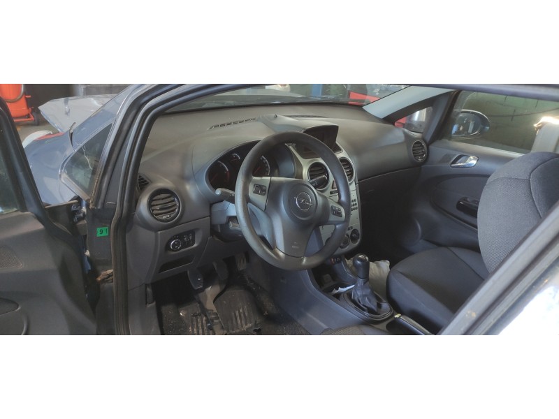 opel corsa d del año 2013