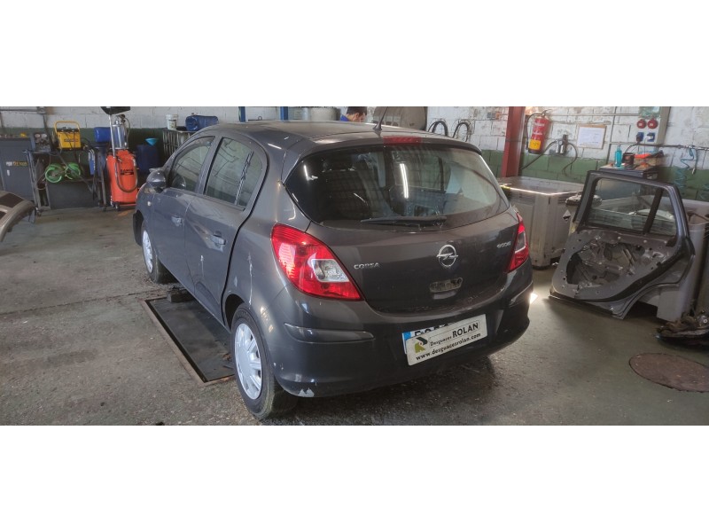 opel corsa d del año 2013