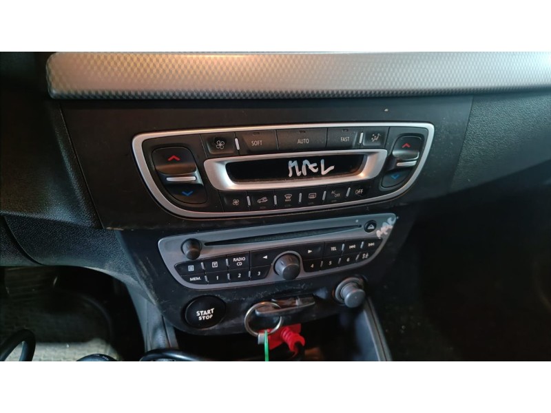 renault fluence (l3_) del año 2011