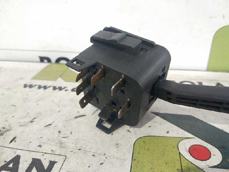 Recambio de mando intermitentes para opel corsa a referencia OEM IAM 90176712  