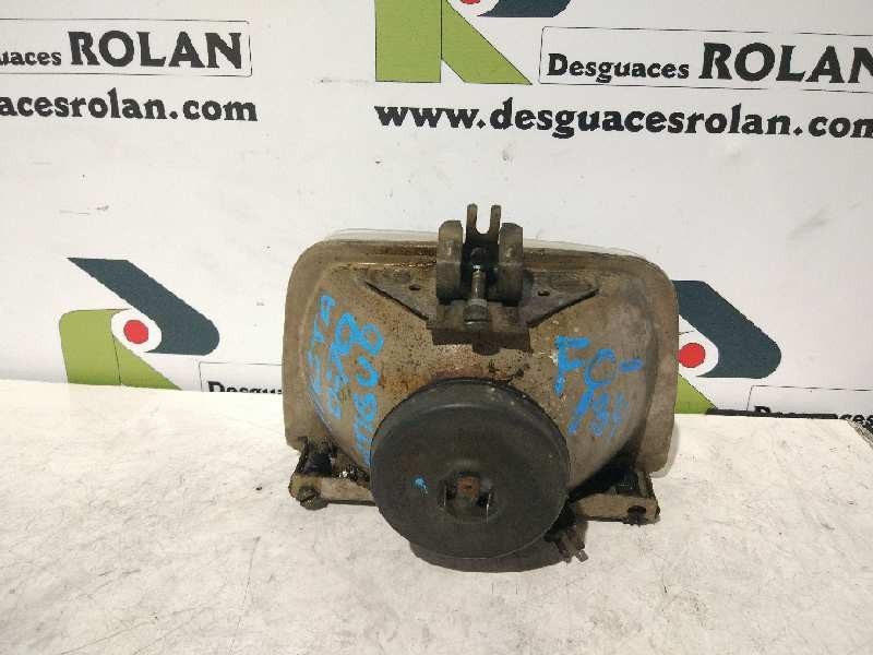 Recambio de faro derecho para ford fiesta berl./express referencia OEM IAM   