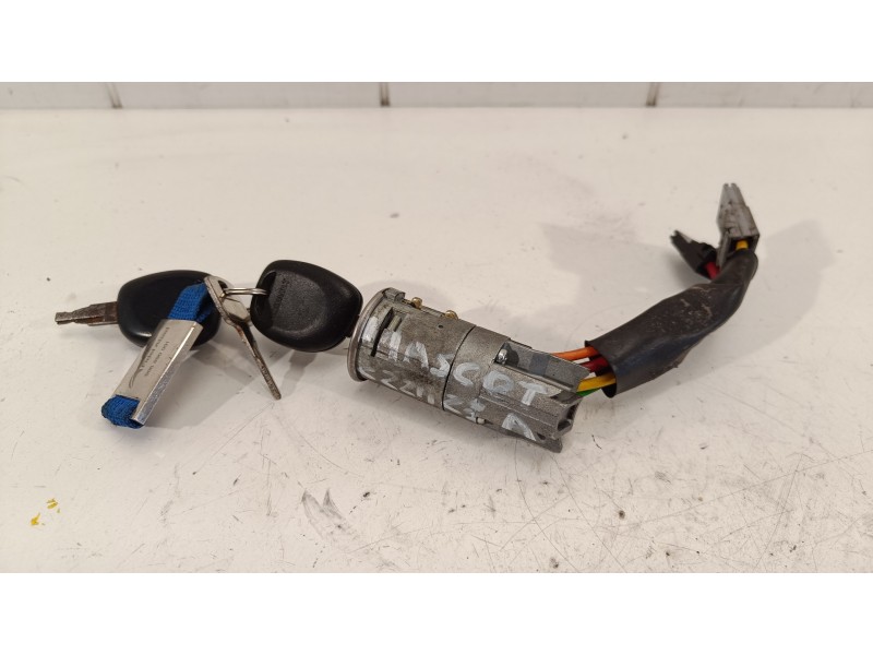 Recambio de conmutador de arranque para renault 130.65 referencia OEM IAM   