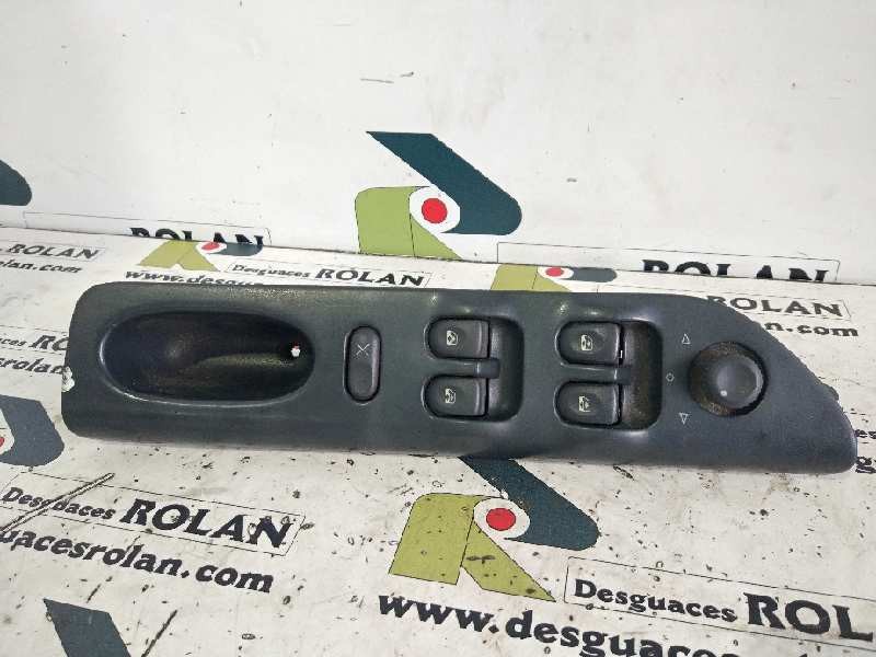 Recambio de mando elevalunas delantero izquierdo para renault laguna (b56) referencia OEM IAM   