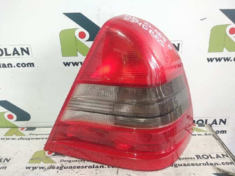 Recambio de piloto trasero derecho para mercedes-benz clase c (w202) berlina 220 (202.022) referencia OEM IAM   