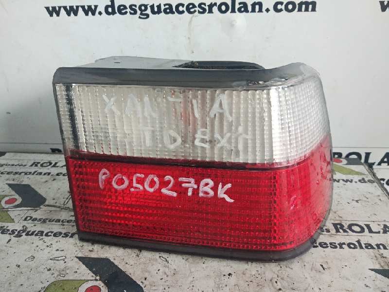 Recambio de piloto trasero derecho para citroën xantia berlina 1.8 16v seduction referencia OEM IAM   