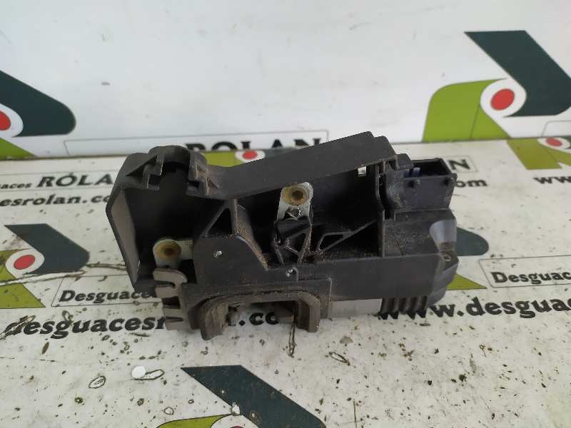 Recambio de cerradura puerta delantera derecha para opel corsa c club referencia OEM IAM   