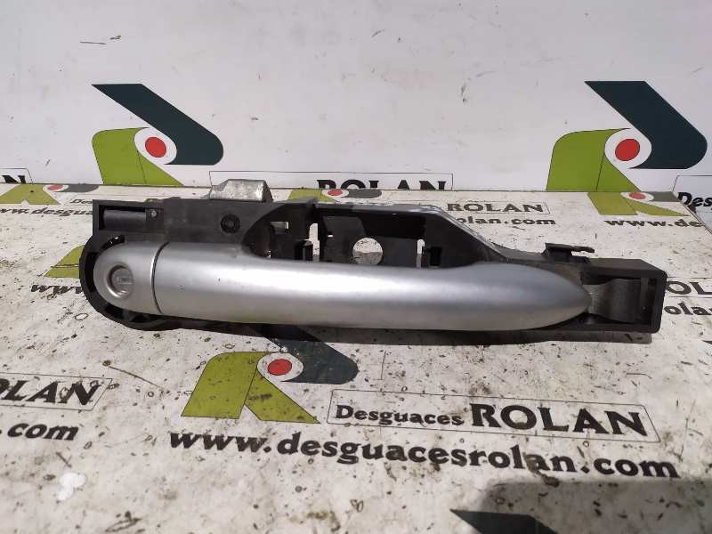 Recambio de maneta exterior delantera izquierda para renault clio iii dynamique referencia OEM IAM   