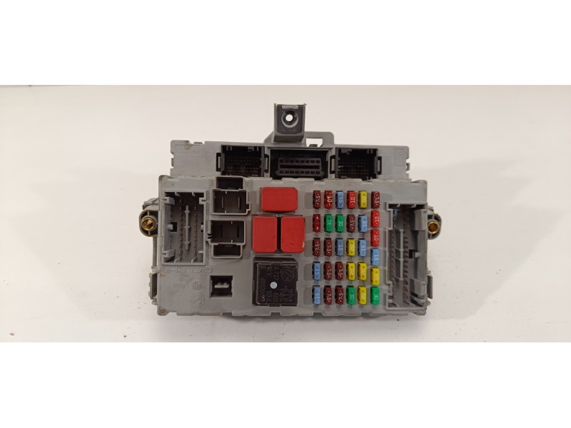 Recambio de caja reles / fusibles para alfa romeo 159 (140) 2.4 jtdm cat referencia OEM IAM 406626  