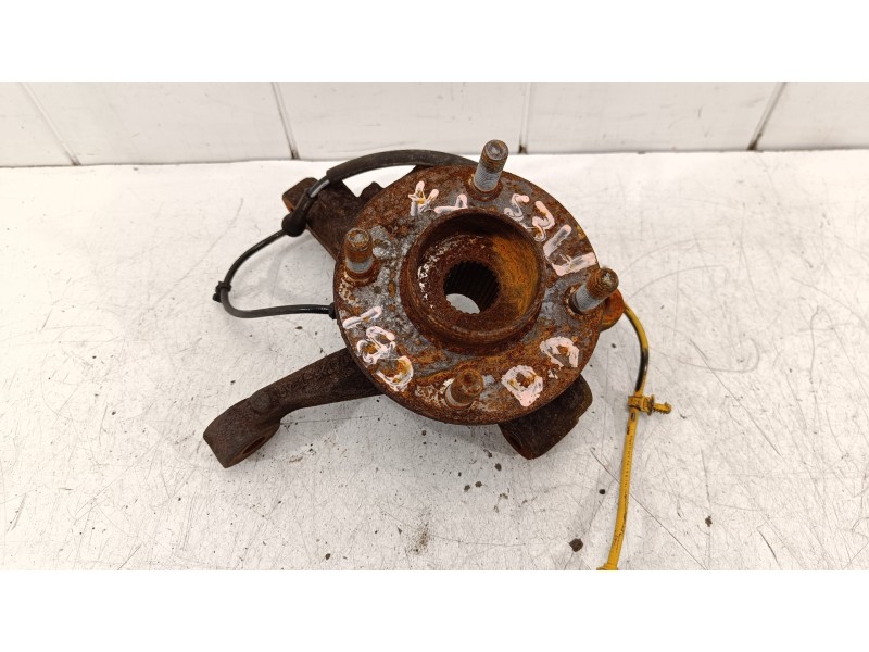 Recambio de mangueta delantera derecha para ford fiesta (cb1) titanium referencia OEM IAM   