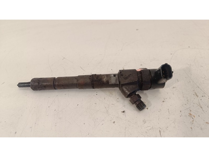 Recambio de inyector para saab 9-3 cabrio vector referencia OEM IAM 0445110243  