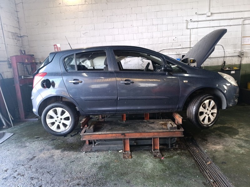 opel corsa d (s07) del año 2008