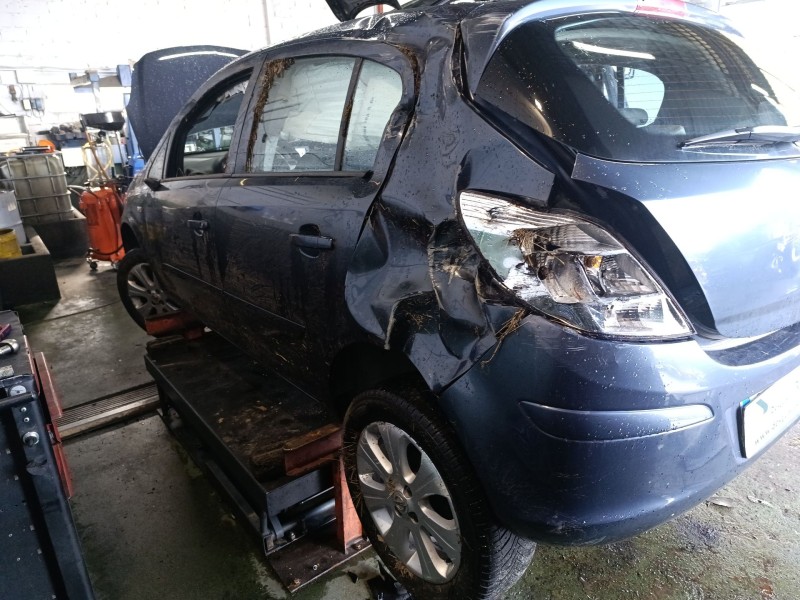opel corsa d (s07) del año 2008