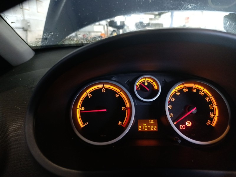 opel corsa d (s07) del año 2008