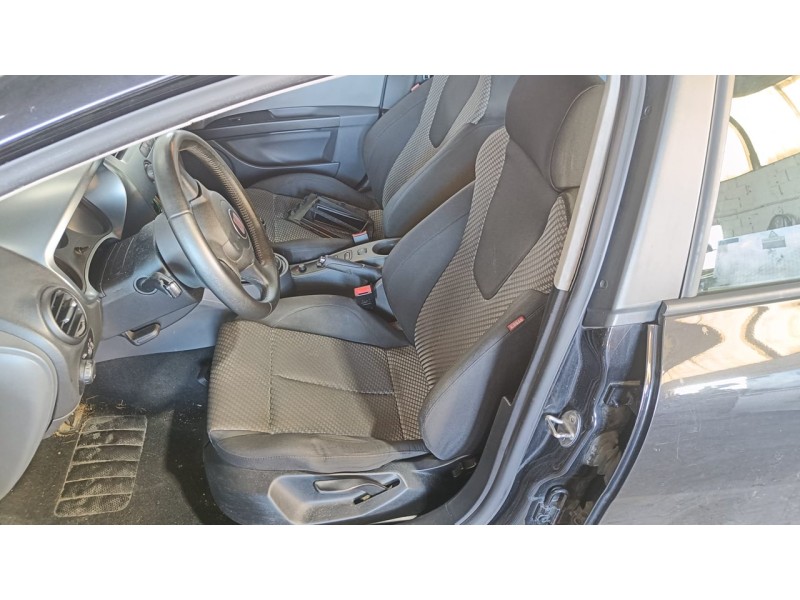 seat leon (1p1) del año 2008