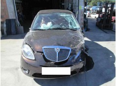 LANCIA YPSILON (101)