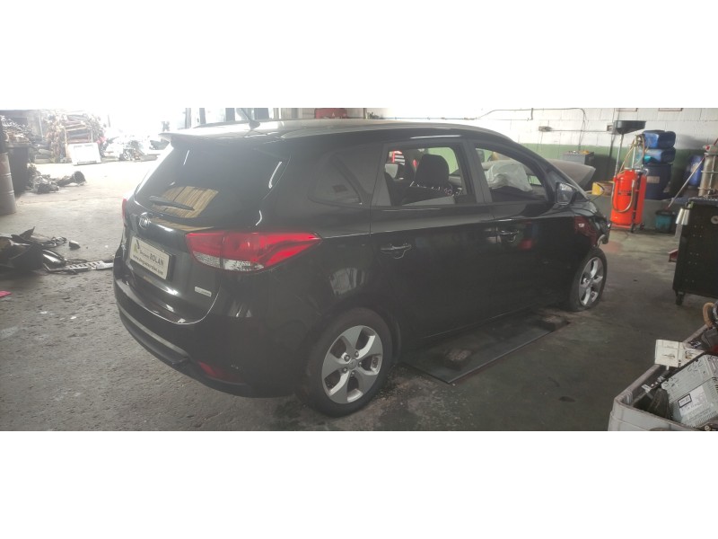 kia carens ( ) del año 2016