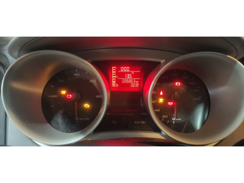 seat ibiza st (6j8) del año 2010