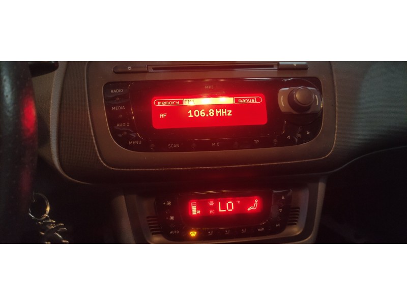 seat ibiza st (6j8) del año 2010