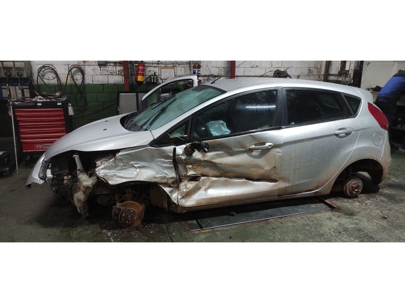 ford fiesta (cb1) del año 2010