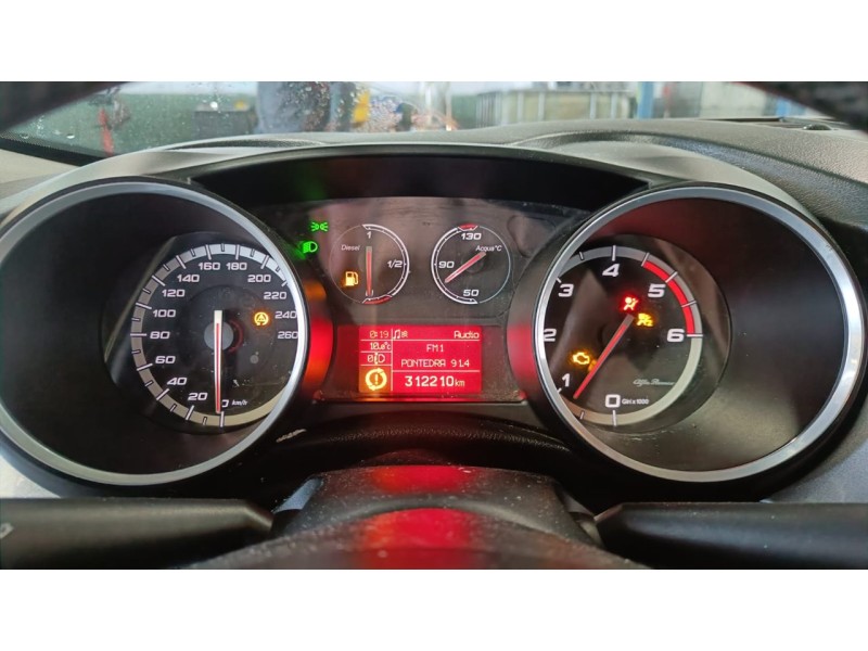 alfa romeo giulietta (191) del año 2010