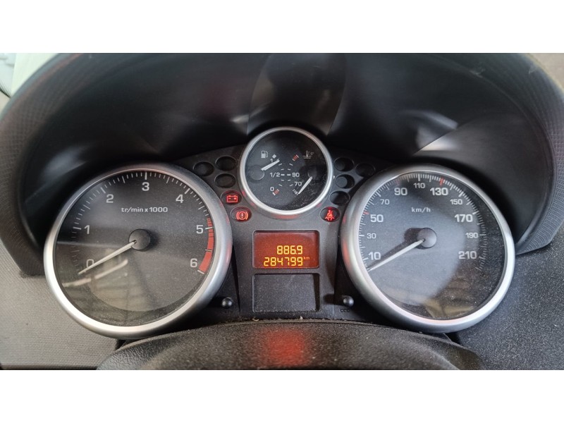 peugeot 207 del año 2008