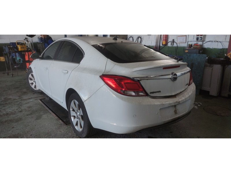 opel insignia berlina del año 2009