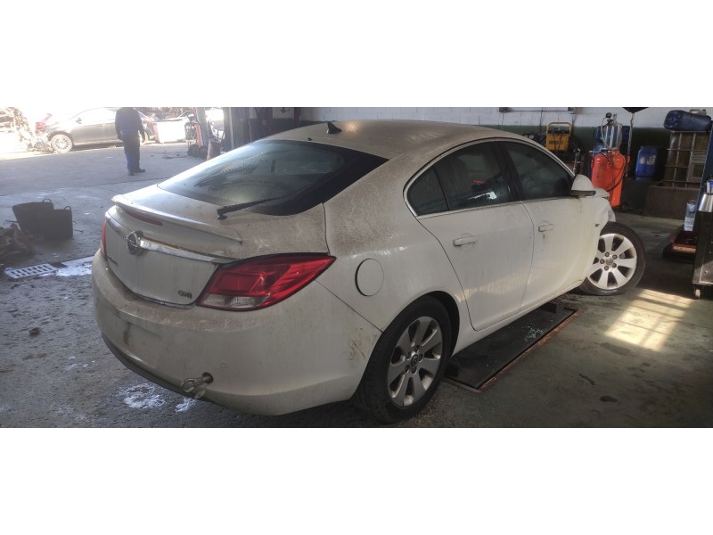 opel insignia berlina del año 2009