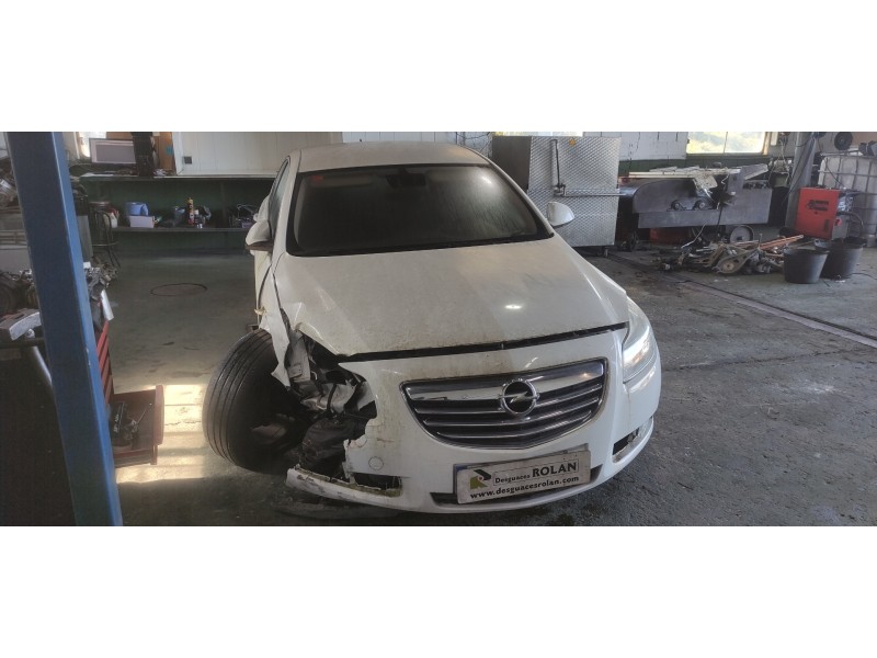opel insignia berlina del año 2009