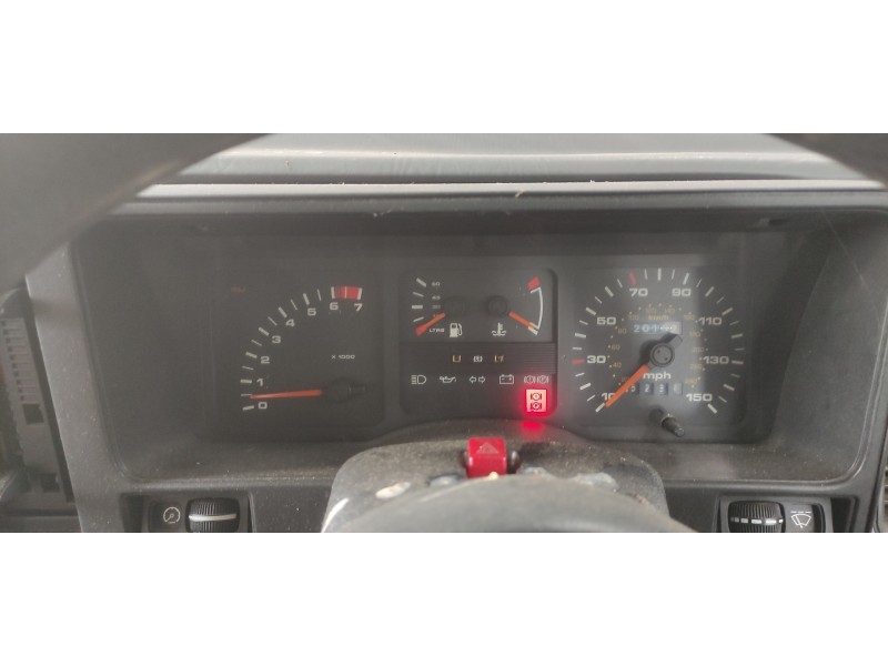 ford sierra berlina del año 1985