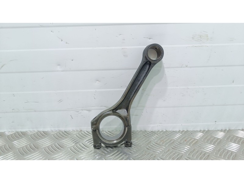 Recambio de biela para renault r 86 e referencia OEM IAM   