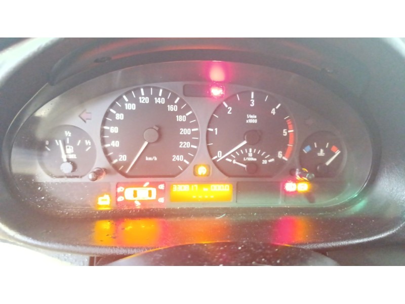bmw 3 (e46) del año 2000
