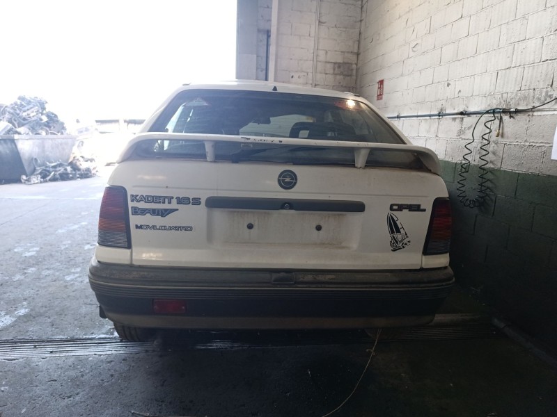 opel kadett e (t85) del año 1990