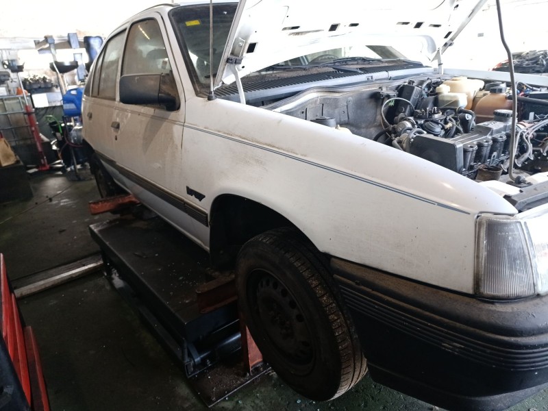opel kadett e (t85) del año 1990