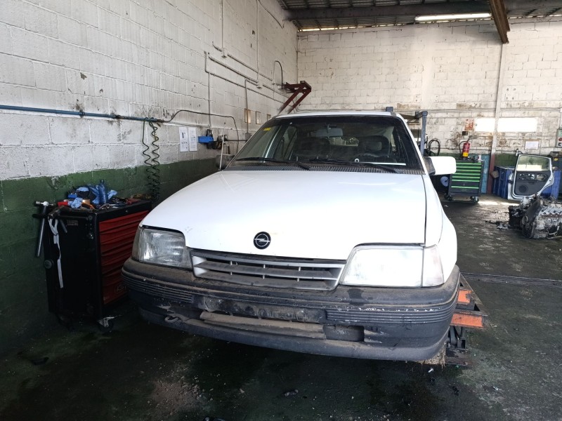 opel kadett e (t85) del año 1990