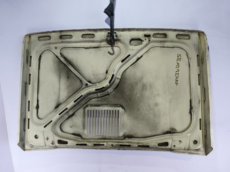 Recambio de capot para seat panda 35 referencia OEM IAM   