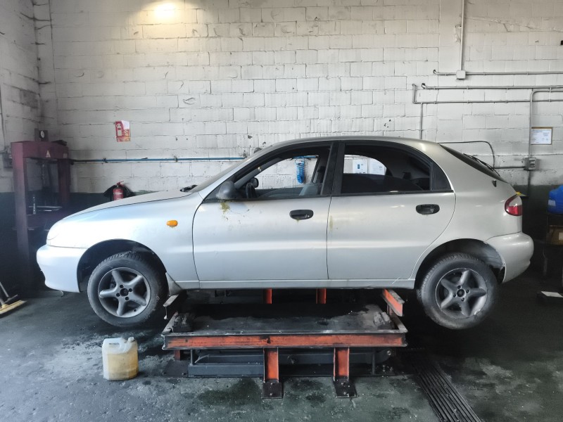 daewoo lanos (klat) del año 2000