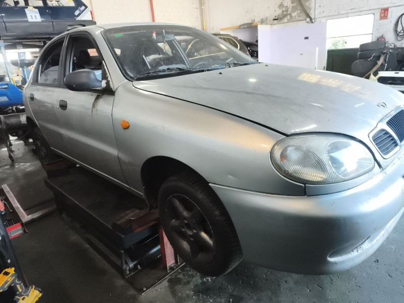 daewoo lanos (klat) del año 2000
