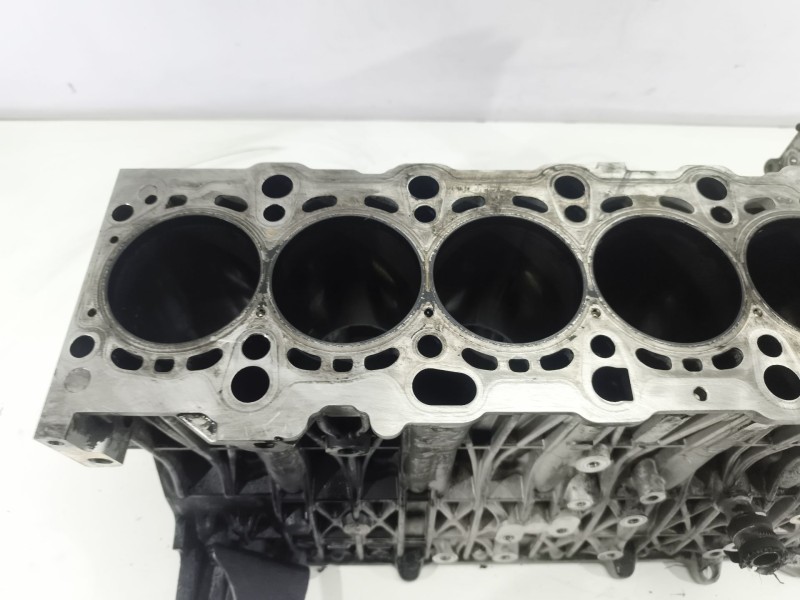 Recambio de bloque para bmw x5 (e70) 3.0 sd referencia OEM IAM   