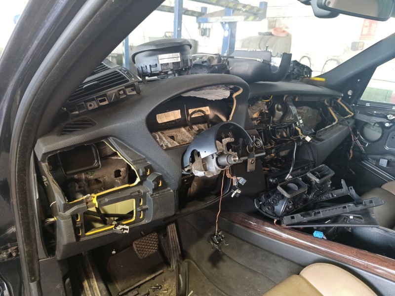 Recambio de salpicadero para bmw x5 (e70) 3.0 sd referencia OEM IAM   